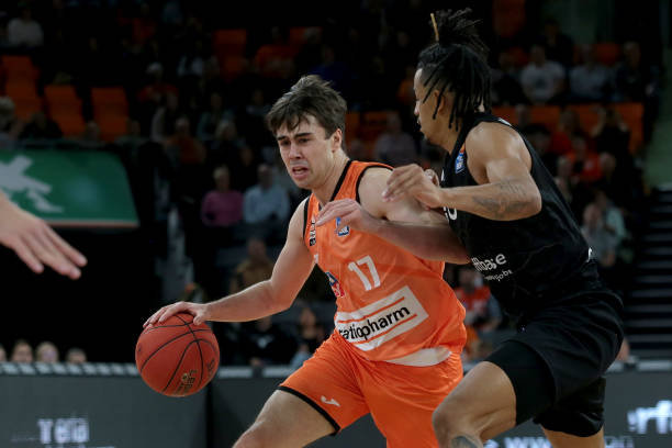 核心人物而 核心人物而