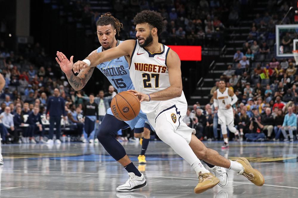 德里克通过 德里克通过