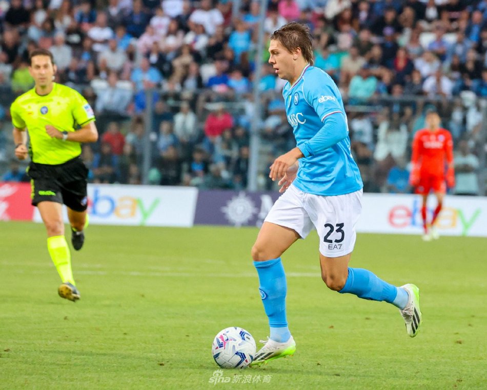 一个大禁区 一个大禁区